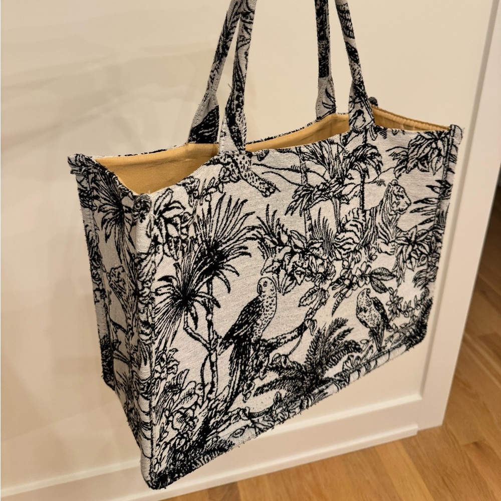 Black & White Dior Lookalike Style Tote Bag - Picture 5 of 7